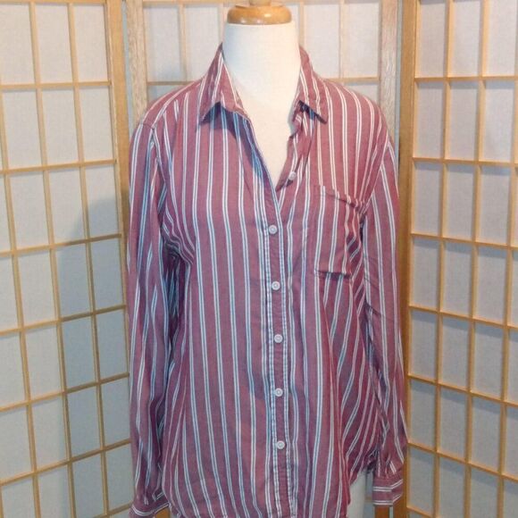 Bundle of 2 S Beach Lunch Lounge Tops - Picture 14 of 16